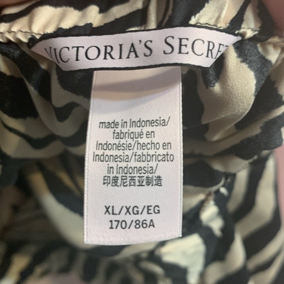 Victoria’s Secret Pyjamas - Picture 9 of 12